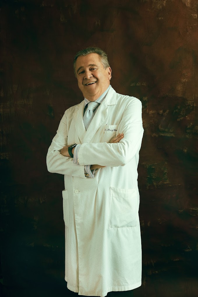 DR. Pérez-Castro